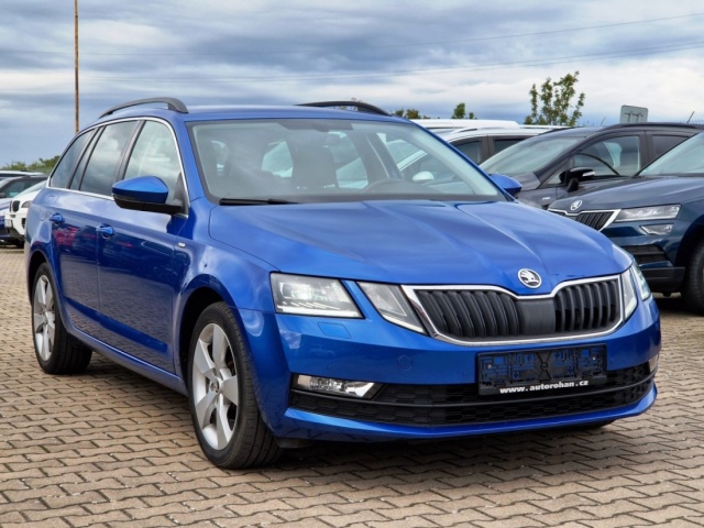 Škoda Octavia 2.0TDi 110KW DSG NAVI LED FRON