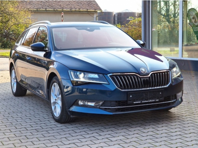 Škoda Superb 2.0TDi 110KW VITRUÁL KŮŽE PANO