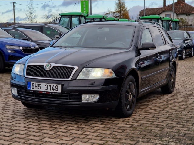Škoda Octavia 2.0TDi 103KW DSG XENONY NAVI