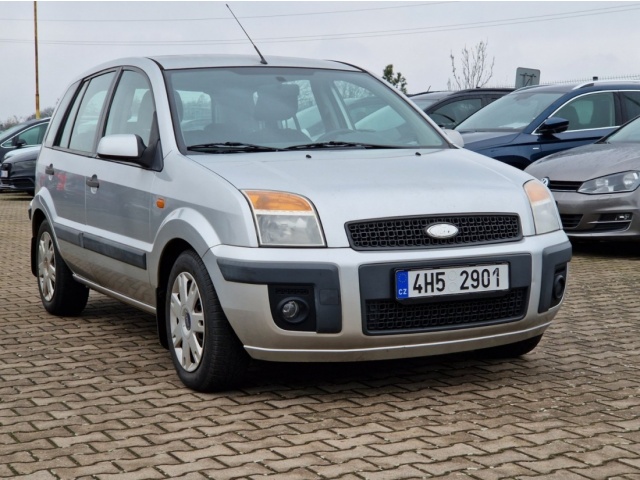 Ford Fusion 1.4TDCi 50KW KLIMA 2x sada kol