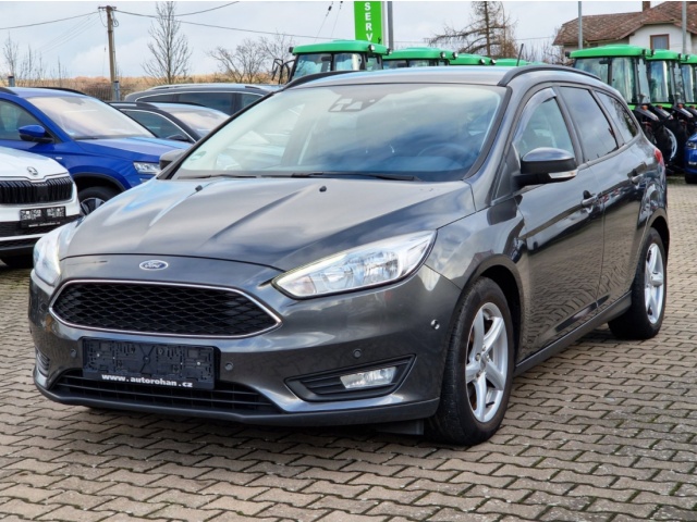 Ford Focus 1.0i 92KW 6°MAN NAVI KAMERA TE