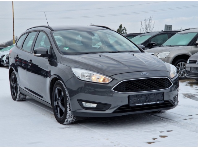 Ford Focus 1.0i 92KW 6°MAN NAVI 